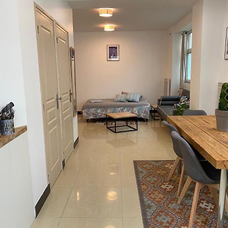 Large And Unique Souplex 60Sqm, Well Located Paris Exterior foto